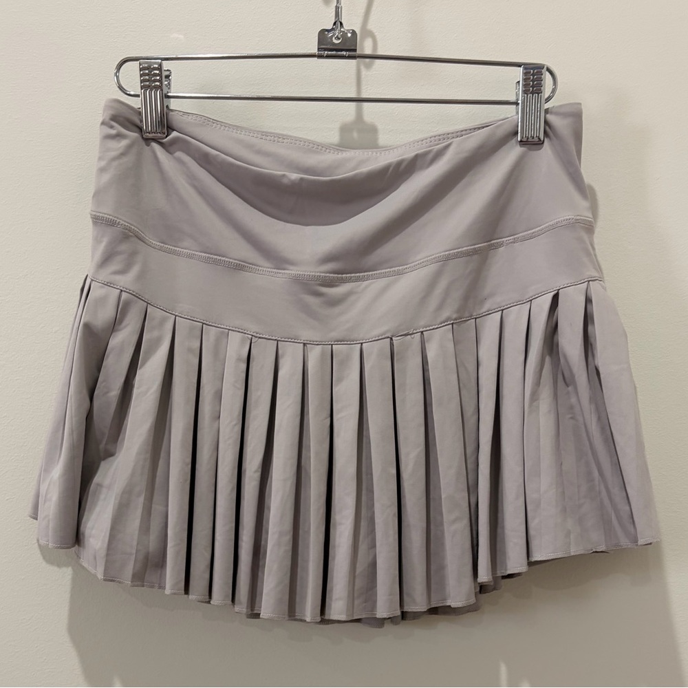 Gold hinge skort - Picture 3 of 4